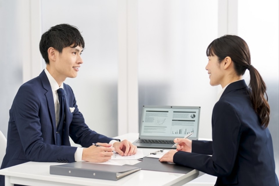 担当者の実力を引き上げ、常に成長するための教育制度